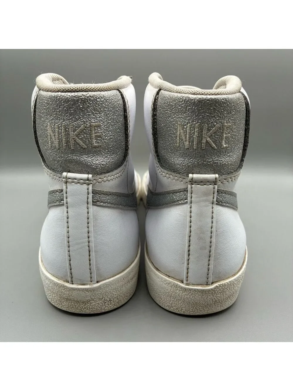 Nike blazer mid